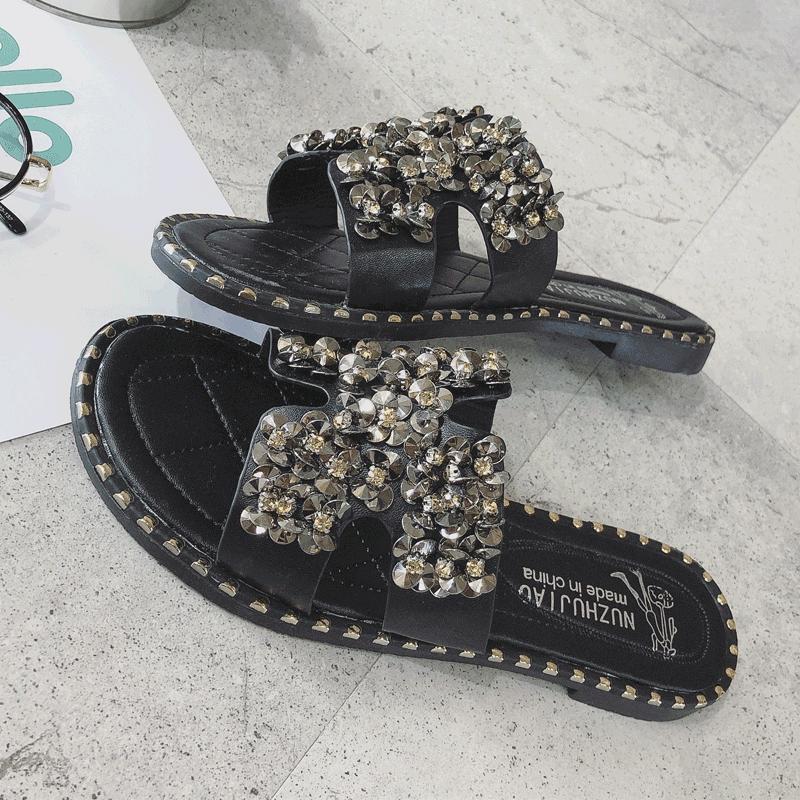 Pearl Encrusted Stud Trim Slippers-Theone Apparel