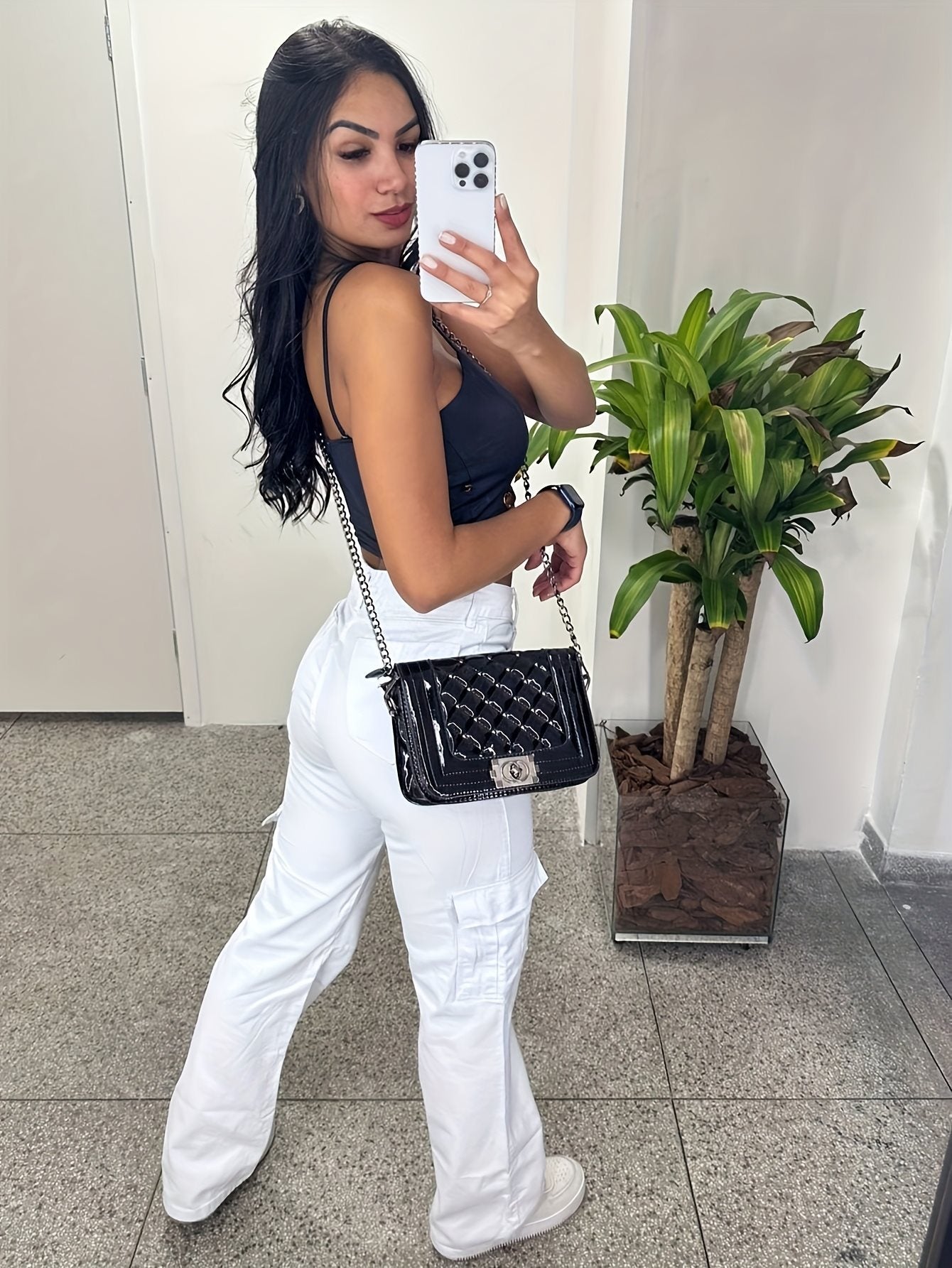 White Short Overalls With Three-Dimensional Pocket For Stylish Wear