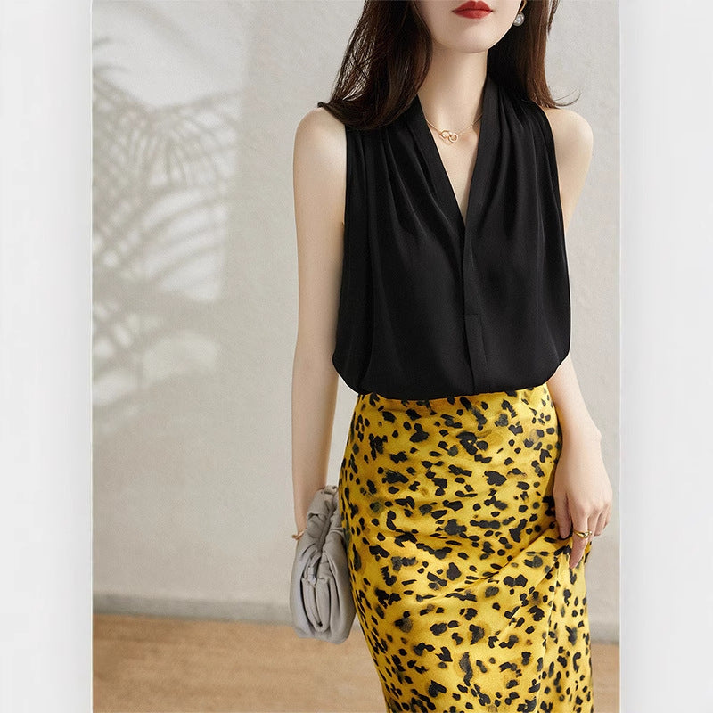 French-style Elegant And Chic Halter-neck Smooth Camisole