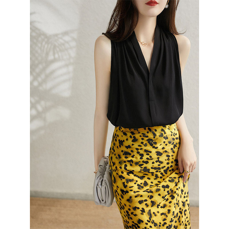 French-style Elegant And Chic Halter-neck Smooth Camisole