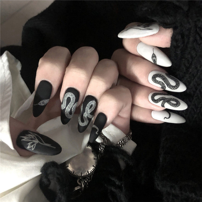 Women's Almond Shaped Nail Set with Serpentine Design-Black-Theone Apparel