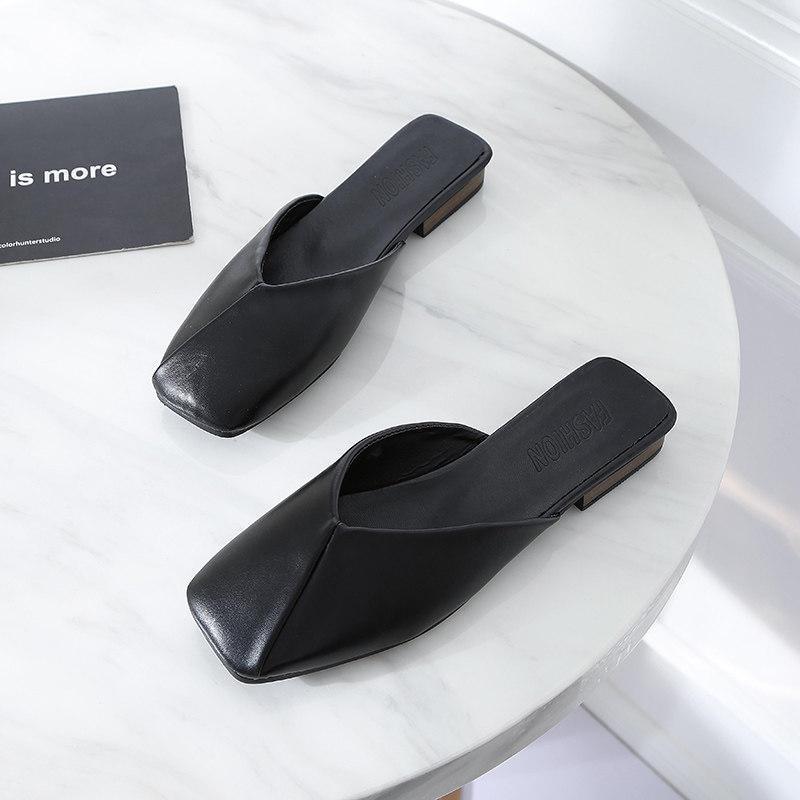 Square Toe Slipper aus Kunstleder